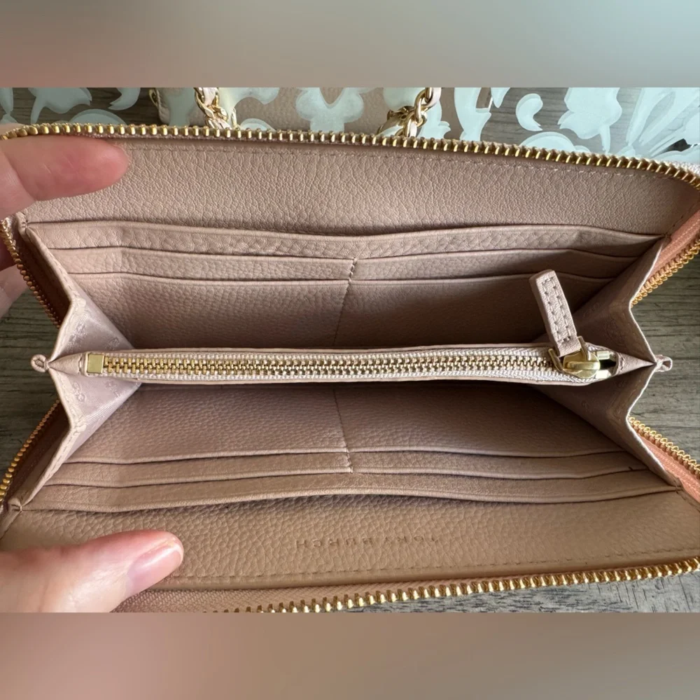 Tory Burch Zip Continental Wallet EUC Light Pink Light Oak Pebble Leathe…